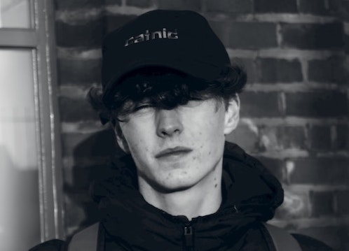 Mastic Gum: A Beginner's Guide, Benefits, Side Effects & More